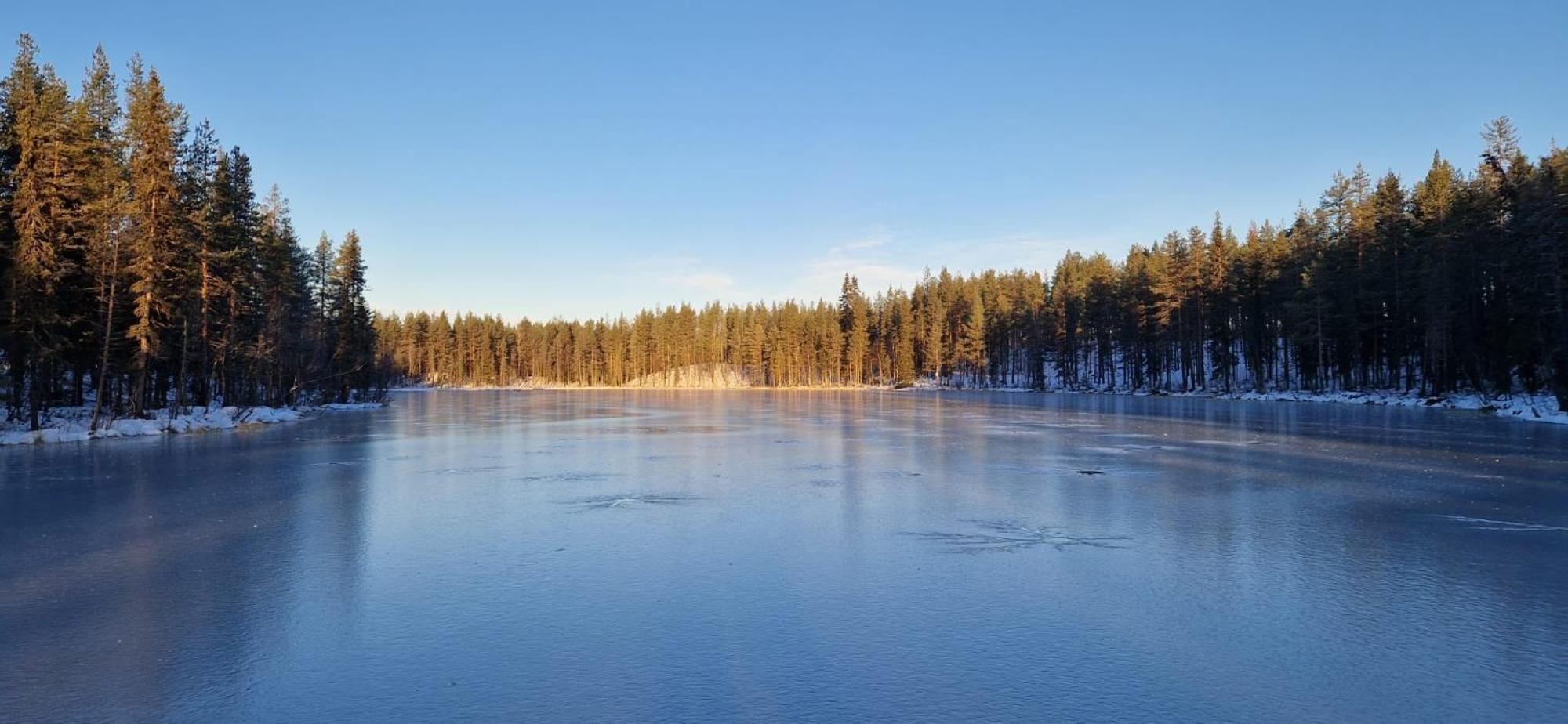 Отель Lapland Old School Муонио Экстерьер фото